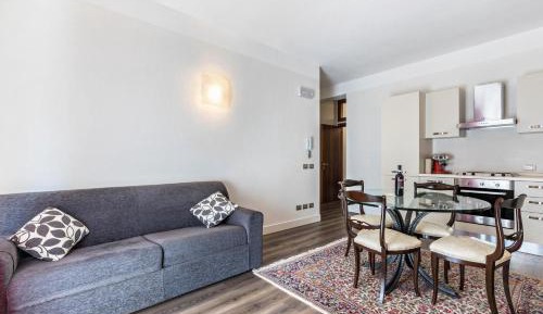 Superior One-Bedroom Apartment with Balcony