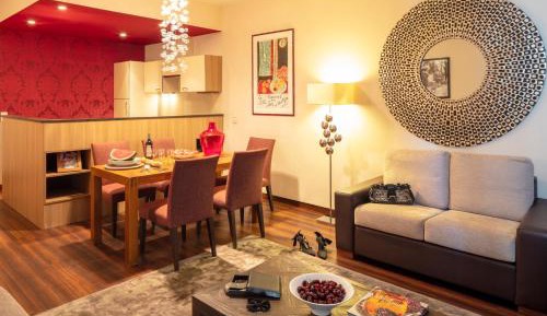 Two Bedroom Apartment with Sea View 2