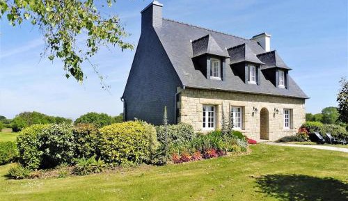 Four-Bedroom Holiday Home
