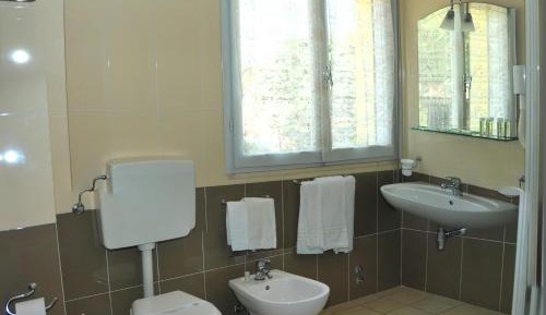 Large Quadruple Room with Balcony