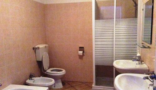 One-Bedroom Apartment - Split Level