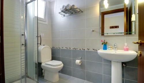 Apartment with Sea View (2-3 Adults)