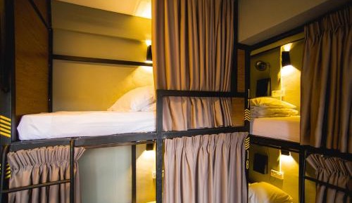 6-Bed Mixed Dormitory Room