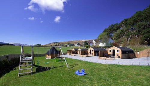 Family Garden Pod