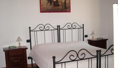 Double or Twin Room with Bathroom