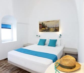 Traditional One-Bedroom Cave House with Indoor Hot Tub