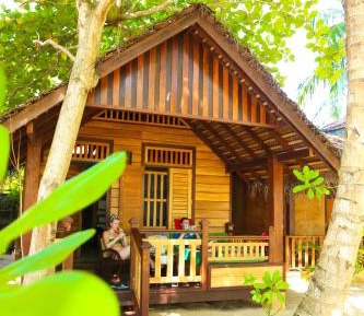 Deluxe Beach Cabana