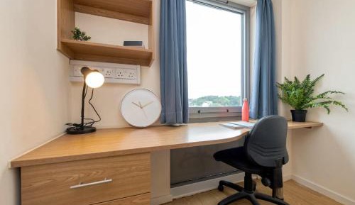 Single Room with Private Bathroom