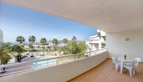 Superior One-Bedroom Apartment with Balcony