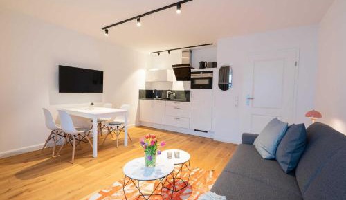 One-Bedroom Apartment with Balcony