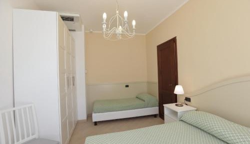 One-Bedroom Apartment (3 Adults)