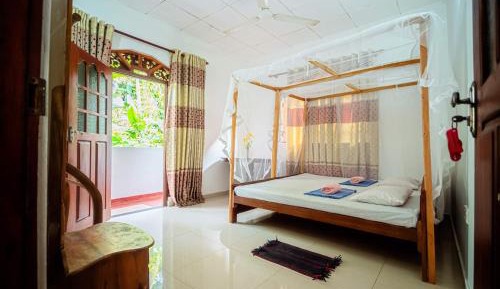 Deluxe Double or Twin Room with Balcony