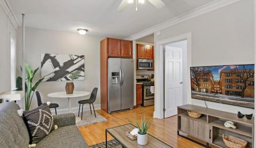 One-Bedroom Apartment
