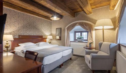 Deluxe Double or Twin Room