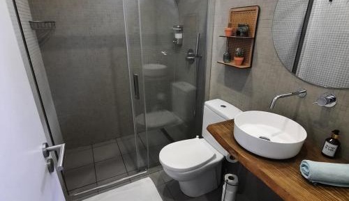 Standard Triple Studio