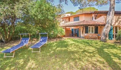 Three-Bedroom Holiday Home 