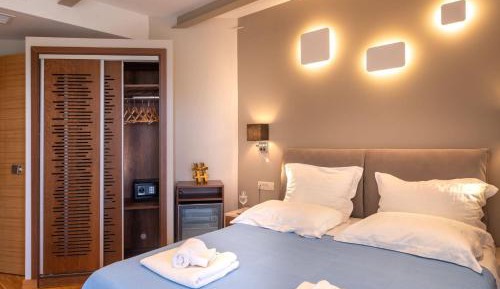 Deluxe Double Room with Sea View