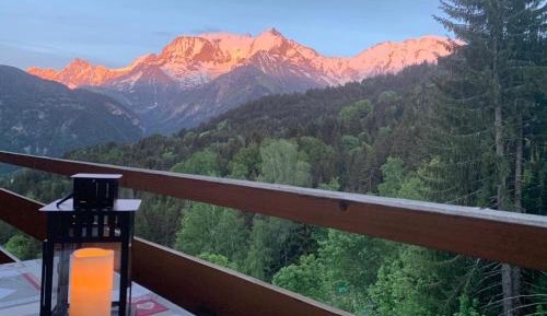 Studio with Mountain View
