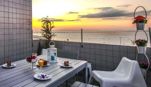 Superior Two-Bedroom Apartment with Terrace and River View