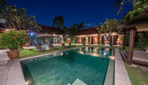 Four-Bedroom Villa with Private Pool