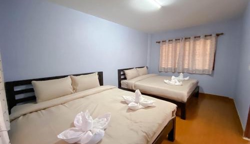 Quadruple Room with Terrace
