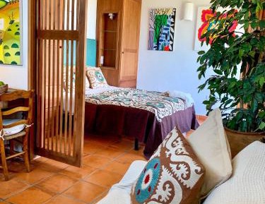 Studio Apartment with Sea View