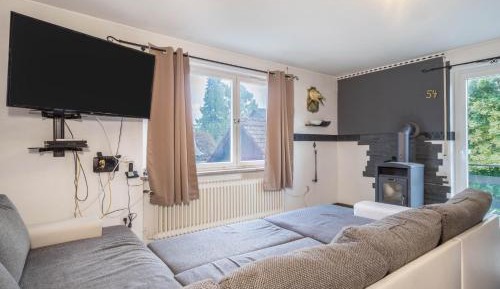 Superior One-Bedroom Apartment with Balcony