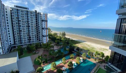 Studio Apartment with Sea View