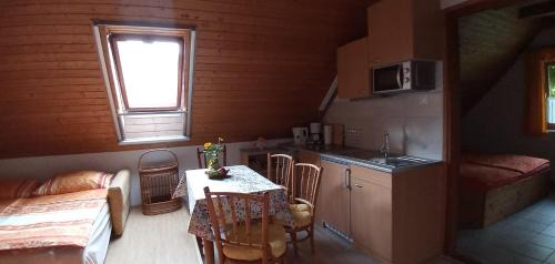 One-Bedroom Apartment - Loft