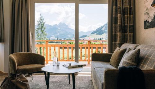 Junior Suite with Balcony