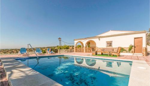 Three-Bedroom Holiday Home 