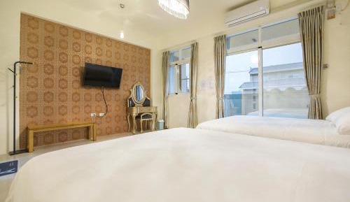 Quadruple Room with Balcony