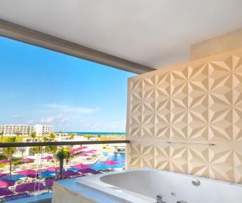 STAR Class Directors Suite One Bedroom