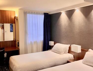 Standard Twin Room - Free Breakfast