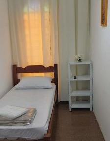 Single Room with Shared Bathroom