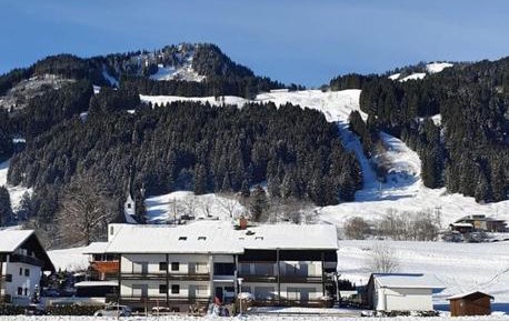 Standard Triple Studio