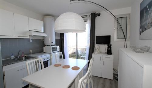 Studio with Sea View