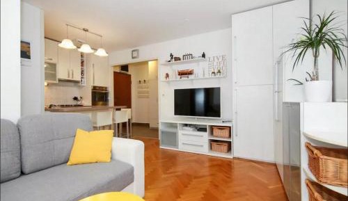 One Bedroom Apartment with Balcony