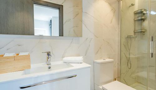 Superior Two-Bedroom Apartment with View and Terrace
