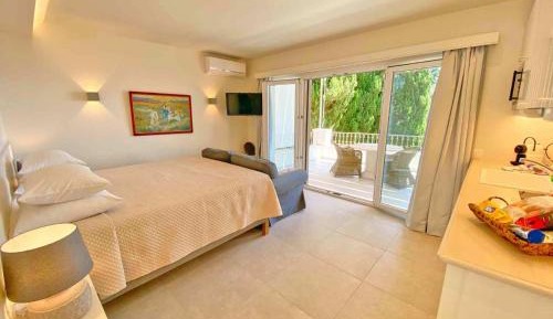One-Bedroom House