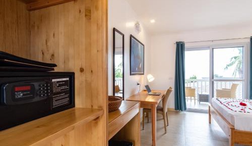 Deluxe Double Room with Balcony