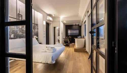 Queen Room with Spa Bath