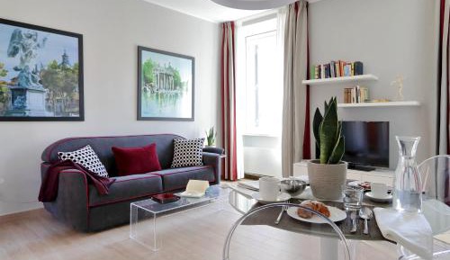 Deluxe One-Bedroom Apartment with Terrace - Split Level