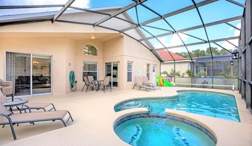 Four-Bedroom Holiday Home