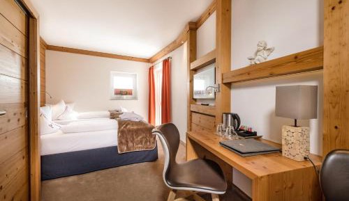 Two-Bedroom Suite