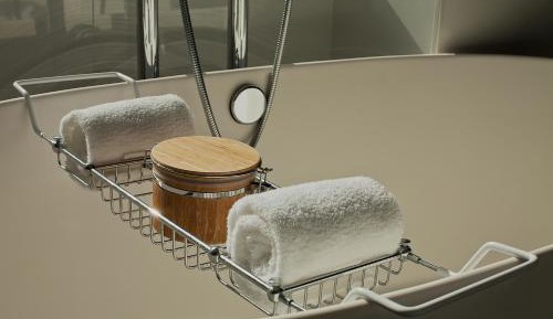 Premium King Room with Tub and Walk-In Shower
