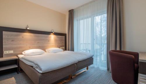 Double or Twin Room with Shower