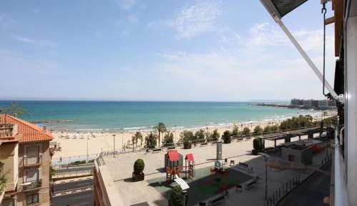 Studio Apartment with Sea View