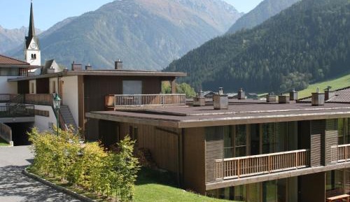 Three-Bedroom Holiday Home 