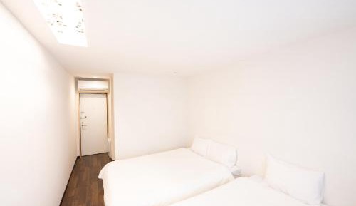 Triple Room with City View